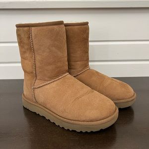 UGG Classic Short Boots - Size 6